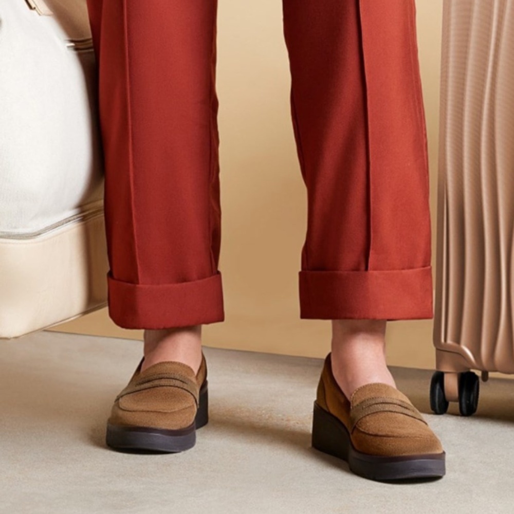 Bzees Fast Track Loafer - Picture 9 of 11